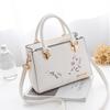 Modna haftowana damska torba na suwak Torebka na jedno ramię Casual Crossbody Bag
