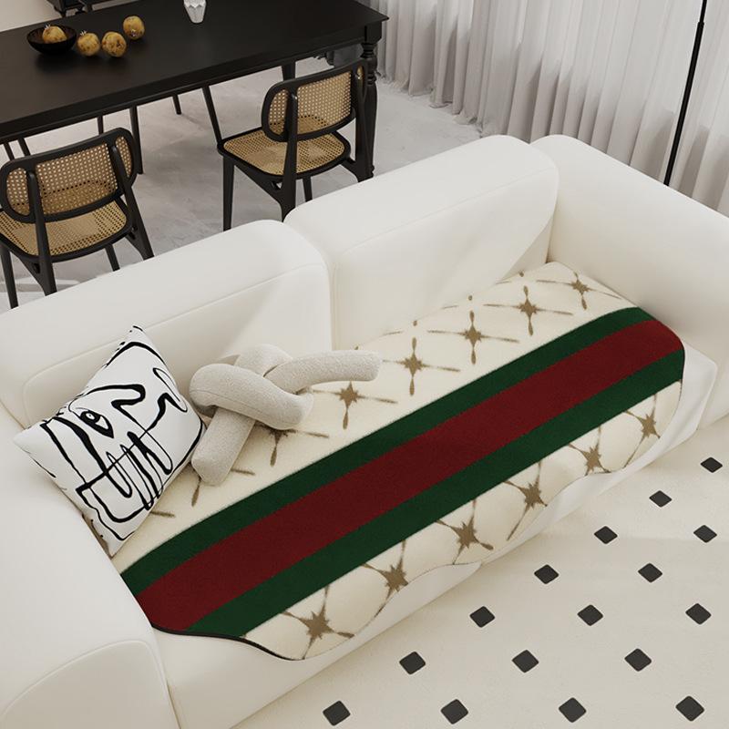 

Осенне-зимняя диванная подушка из искусственного кроличьего меха, скандинавская высококачественная нерегулярная ткань для чехла на диван, нескользящая утолщенная подушка для сиденья 90*90cm