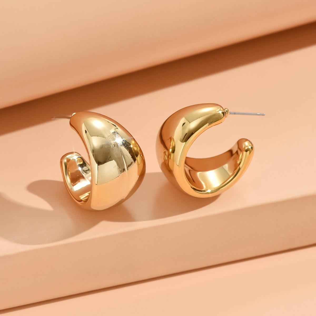 

Stainless Steel Smooth Metal Chunky Dome Drop Earrings for Women Fashion Thick C-Shaped Hoop Earrings Punk Aesthetics Jewelry