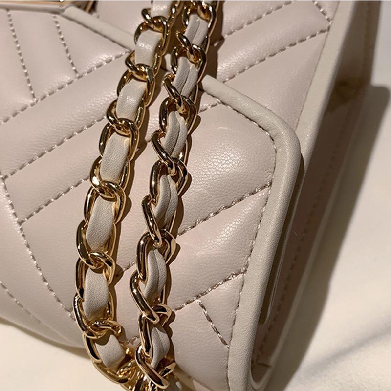 

Женская сумка из кожи с цепочкой и бриллиантами, нишевая сумка-мессенджер с откидным клапаном, маленькая квадратная сумка length 24cmX width 7X15 height