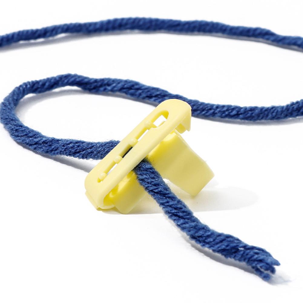 1PCS Yarn Guide Finger Holders Knitting Thimble Loop Crochet Ring DIY Crafts Sewing Accessories Tool Wear Thread Ring Helper
