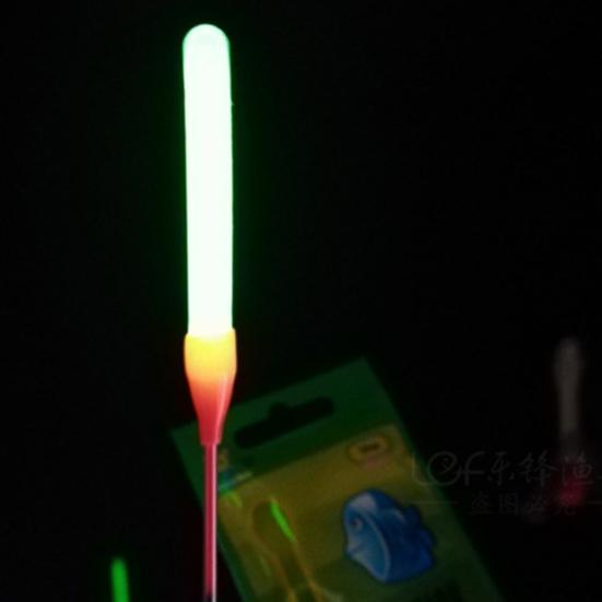 50 Stück Knicklichter Fluoreszierende Mini-Kunststoff-Stabile Angel-Leuchtstäbe für Draußen