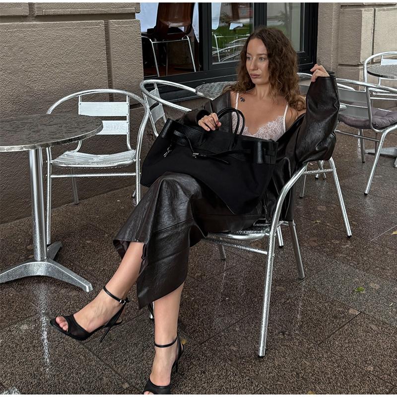 Women Green Stand Collar Leather Jacket Fashion Zipper Long Loose Outerwears Chic 2025 New Autumn Fashion High Street Lady Wear