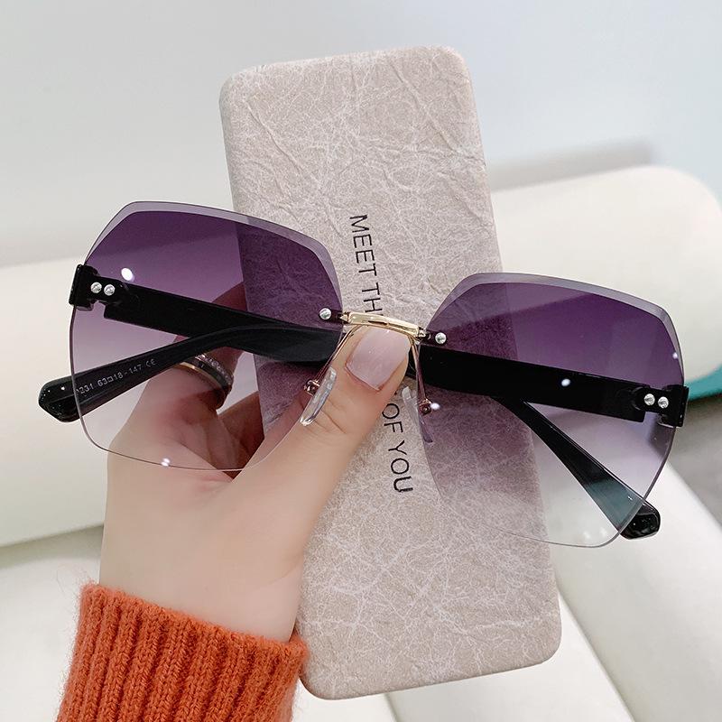 Korean Style Frameless Sunglasses: Trendy Anti-UV, Slimming Fit for Women & Men Sunglasses