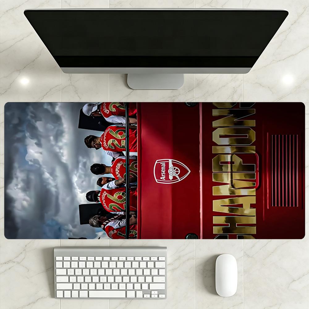 Arsenal Football Player Large Mouse Pad Keyboard Mat Office Mouse Mats Non-Slip Rubber Base Perfect for Office Desktop Supplies School Home