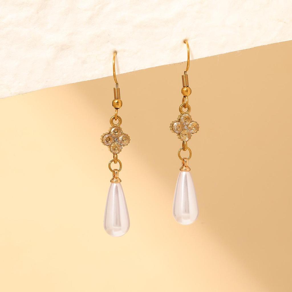 White Diamond & Pearl Four-Leaf Clover Stainless Steel Earrings for Women - Fashionable Water Drop Pendant Accessories