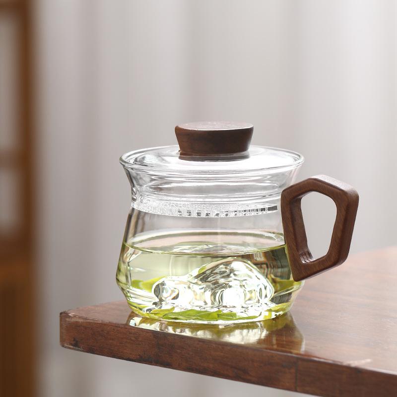 230ml Wooden Handle Heated Resistance Glass Tea Cup with Crescent Filter Office Teacup Brewing Puer Oolong Tea Mug