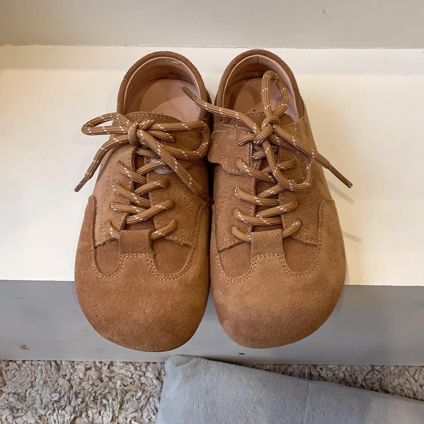 

Корейская ретро обувь Матовая кожа Детская обувь Туфли принцессы для девочек Детская кожаная обувь Мягкая подошва Повседневная обувь 22 верблюд