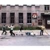1:64 Mini People Figurines Model Outdoor Attack Against Bad Guys Scene Architectural Plastic