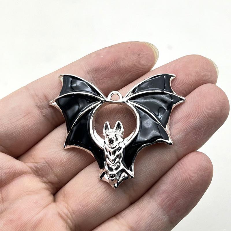 Gothic Bat Zinc Alloy Pendant Necklace