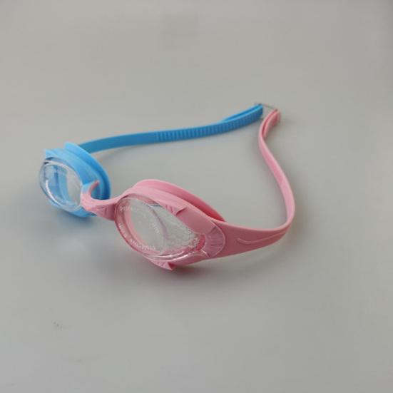Kids Swim Goggles with Eyelashes Waterproof No Leakage Anti-Fog UV Protection Clear Lens Boys Girls Silicone Swimming Goggles with Lashes