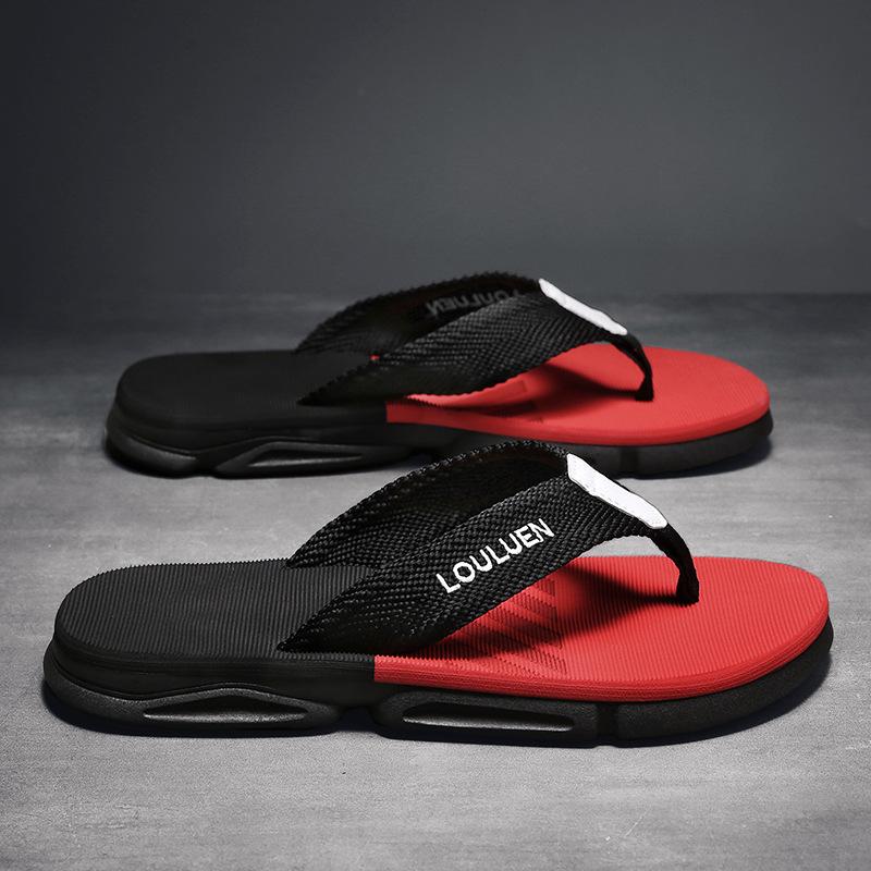 2025 Men High Quality Flip Flops Men Beach Slippers Fashion Outdoor Flip Flops Casual Breathable Slippers for Men New Sandals