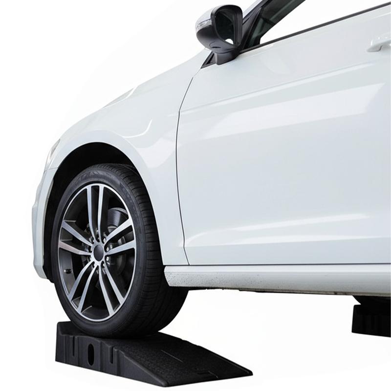 2 Pcs Vehicle Ramp 3 Ton Capacity Plastic Car Ramps Portable Vehicle Maintenance Tire Ramps for Truck SUV Vehicle Repair