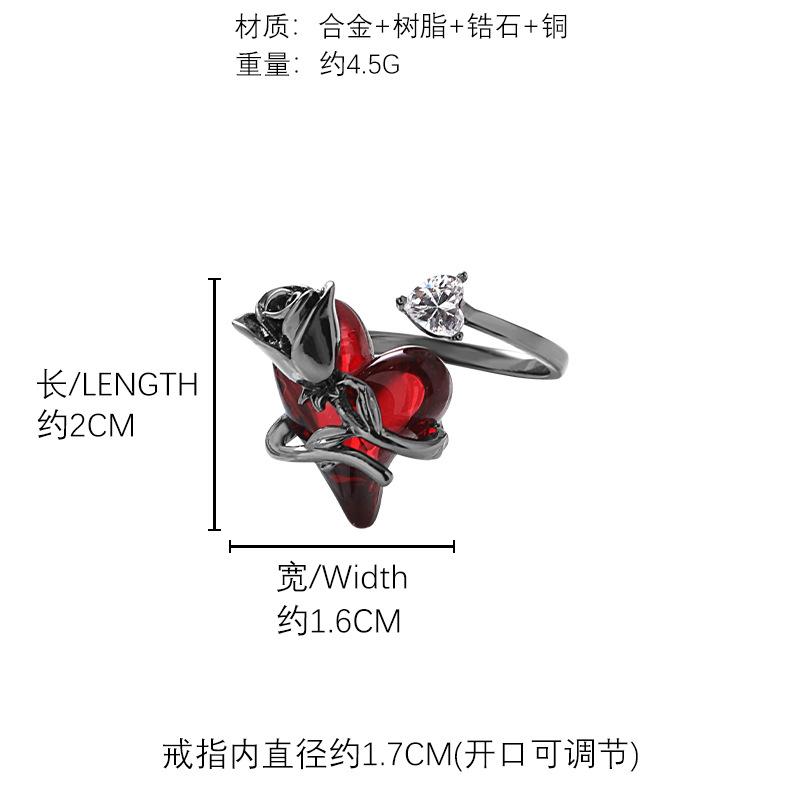 Tide cool retro dark wind love rose necklace subculture collarbone chain Spice girl wind pendant