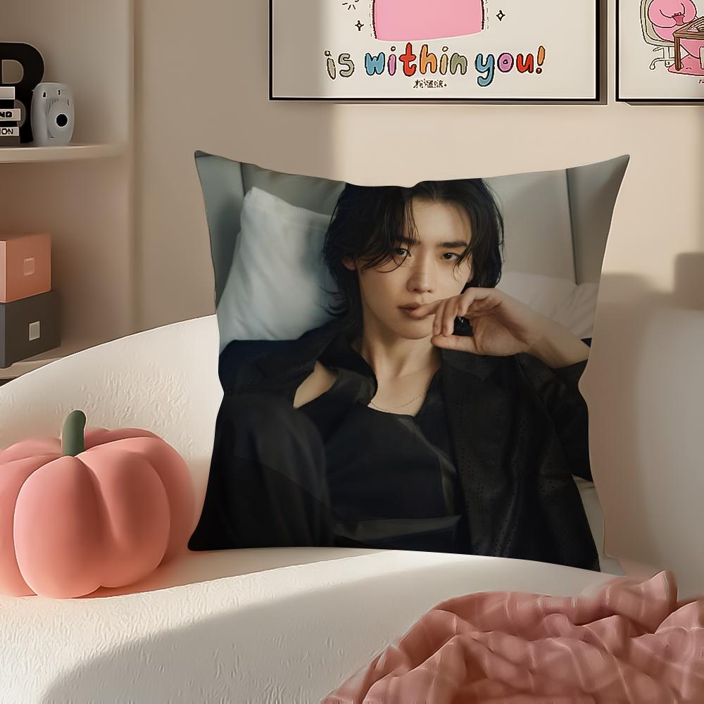 Hübscher Schauspieler LLee Jong Suk Kissenbezug Kissenhülle Kurzer Plüsch Verdeckter Reißverschluss Raum Sofa Kissenbezug