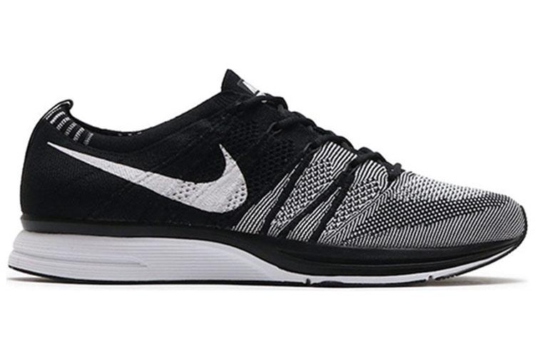 Nike Flyknit Trainer Oreo AH8396-005