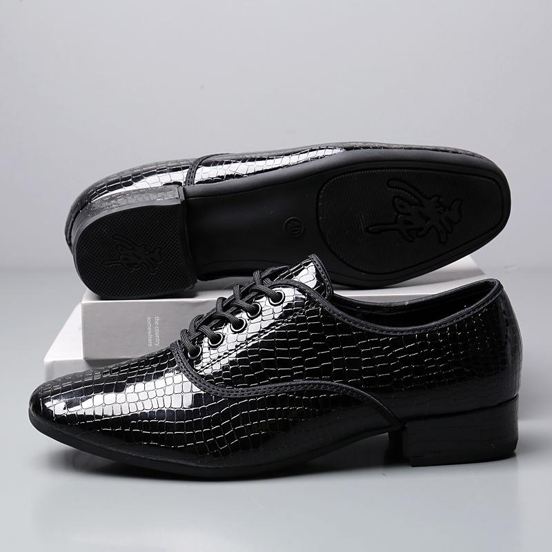 Scarpe da ballo in vera pelle quadrate da uomo ventilate scarpe da ballo suola morbida scarpe da ballo sociale sneakers in pelle per ballo latino pieghettate