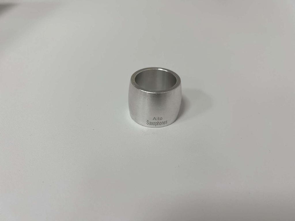 E Alto Saxophone Metal Ligature with Bakelite Mouthpiece and Reed Clip for Clarinet