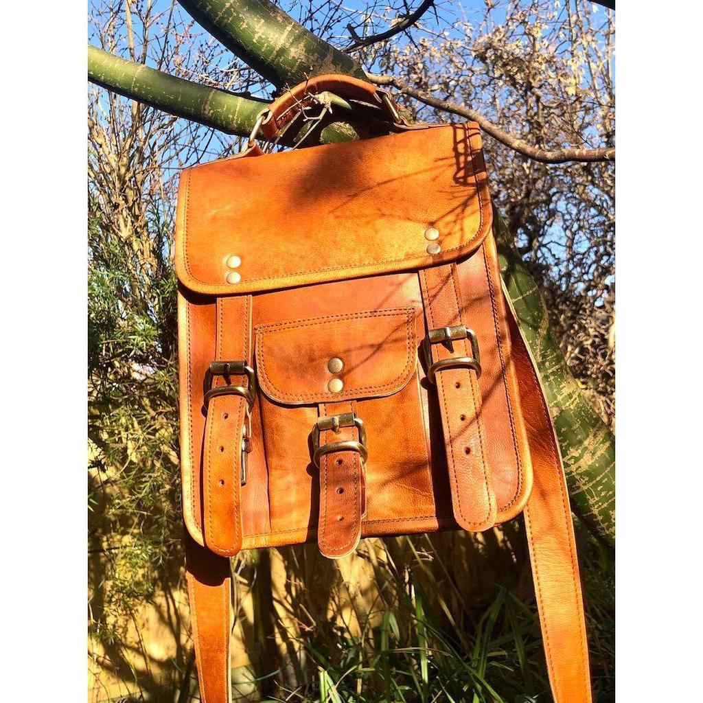Cool leather shoulder bag, leather bag + handle, stylish leather messenger, crossbody/shoulder bag, unisex leather satchel, fairtrade purse