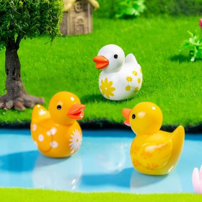 12Pcs Mini Flower Duck Figurine Yellow White Duck Resin Statue Miniature Animal Ornament Home Office Desktop Decoration Dollhouse Accessories