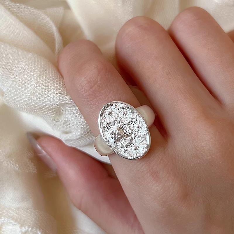 Eleganter gefrosteter matter breiter offener Ring für Damen - S925 versilbert, trendiger INS-Stil