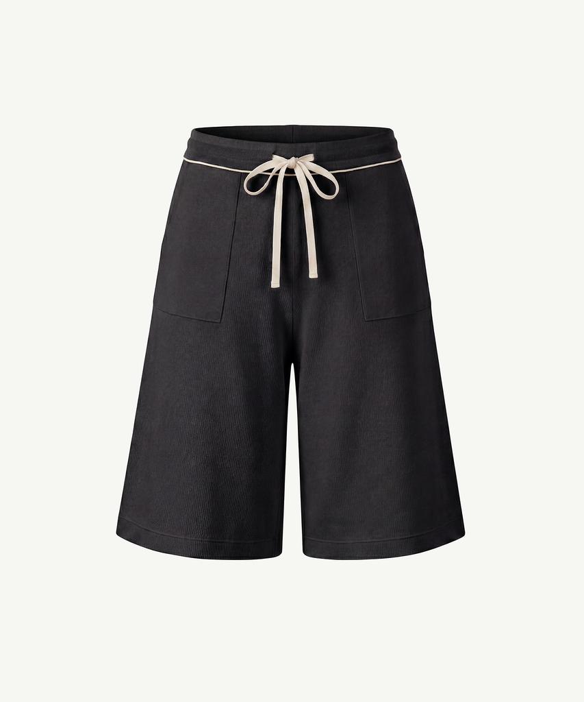 Diale Refine Bermuda Pants - Black