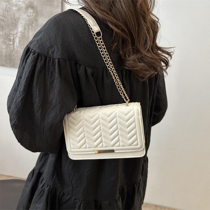 Shoulder Bag Summer New Bag Women's Simple Casual Commuter Messenger Bag Trendy Fashion Simple Small Square Bag