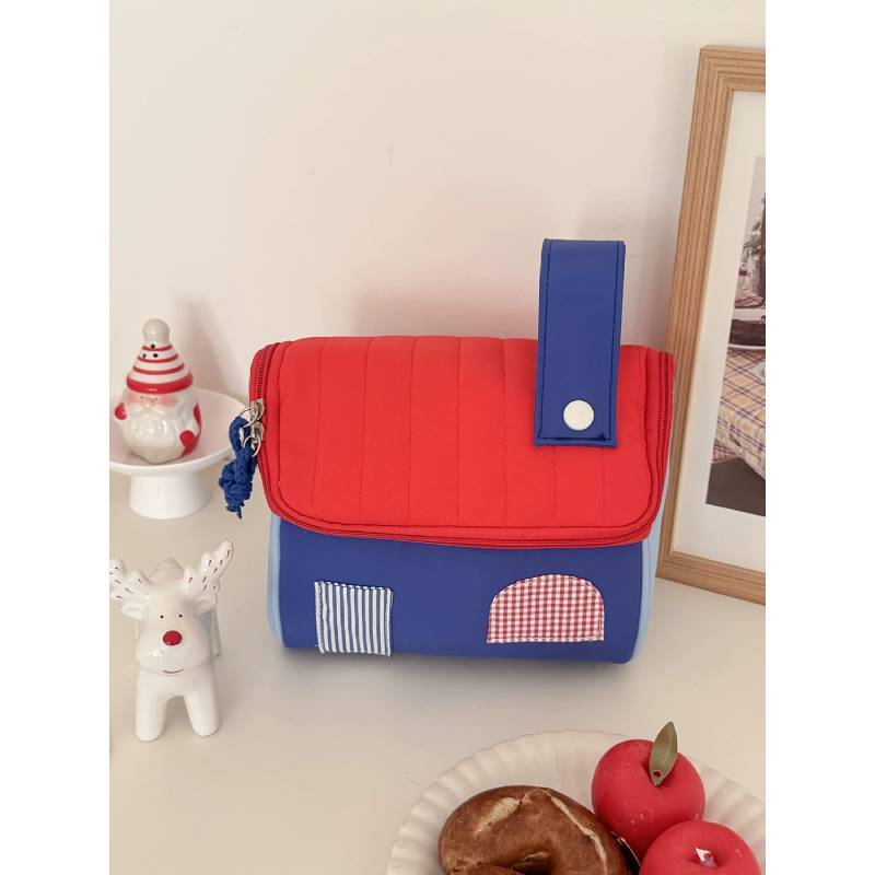 House Cosmetic Bag With Geometric Pattern And Nylon Material For Travel And Daily Use