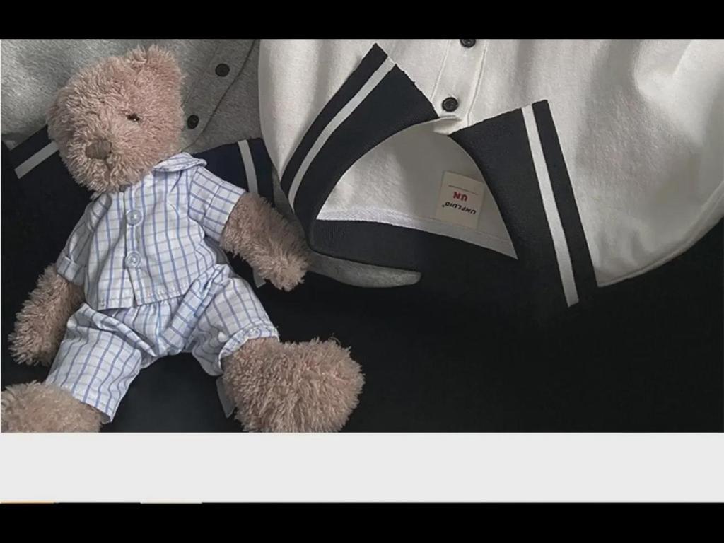 Męska koszulka polo slim fit w stylu koreańskim: Modny letni top z krótkim rękawem 2023