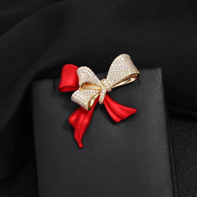Elegant Red Bow Crystal Brooch Women's High-end Luxury Temperament Suit Versatile Corsage Exquisite Pin Accessories
