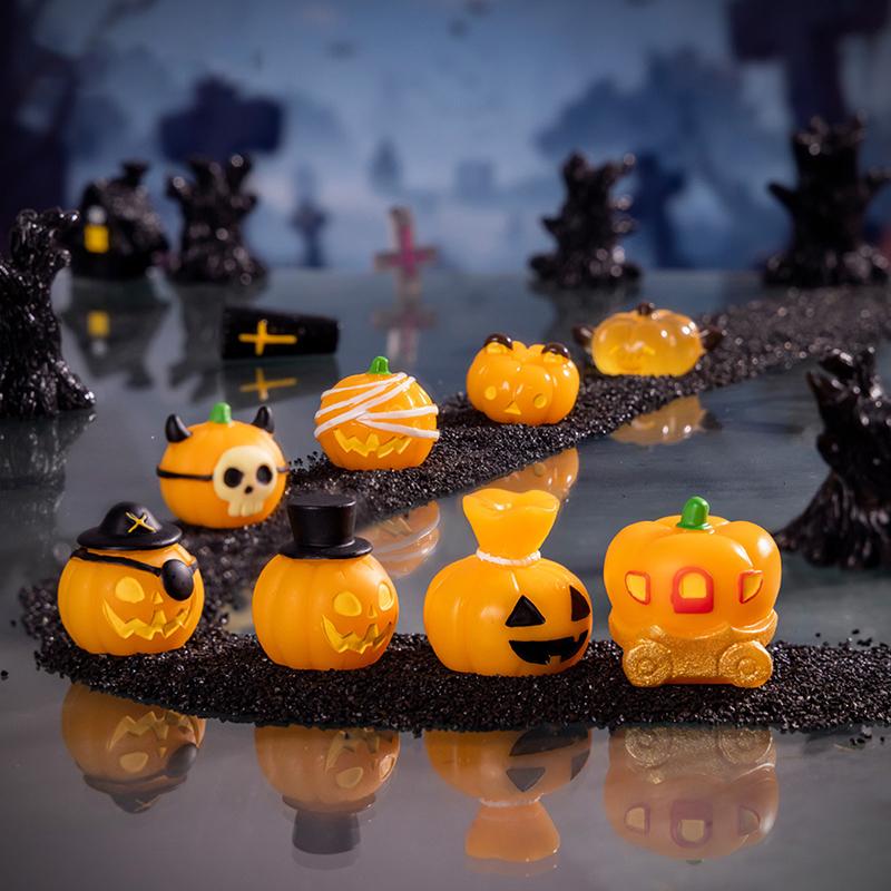 Halloween Cute Pumpkin Miniature Figurines Resin Craft Micro Landscape Home Decor Car Interior Desktop Decoration Holiday Gifts