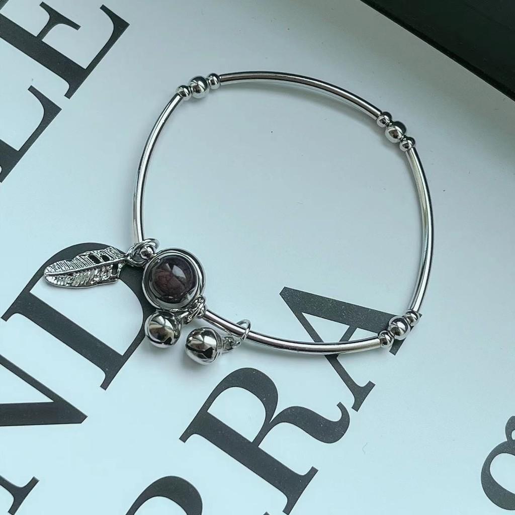 Alloy Stylish Heart Bracelet For Women Modern Highend Fashion Hand Ornament
