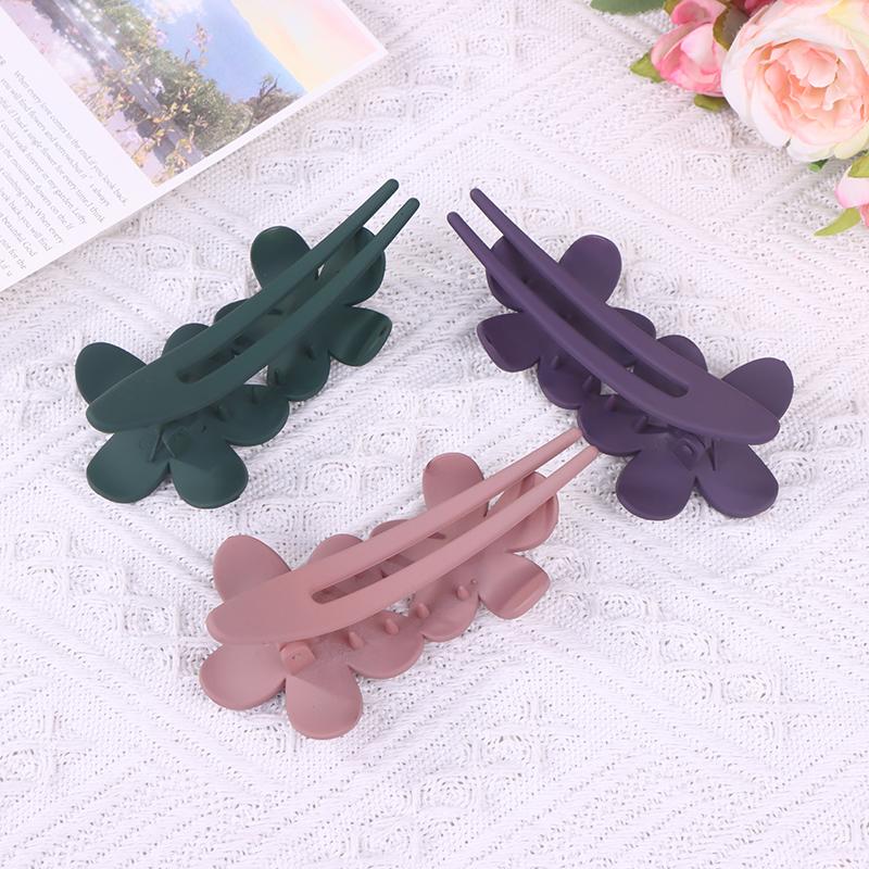 4Pcs Flower Hair Clips  Matte Black Floral Hairpins Hair Claw Clips Non-Slip Hair Clamps Grab Elegant Hair Accessories
