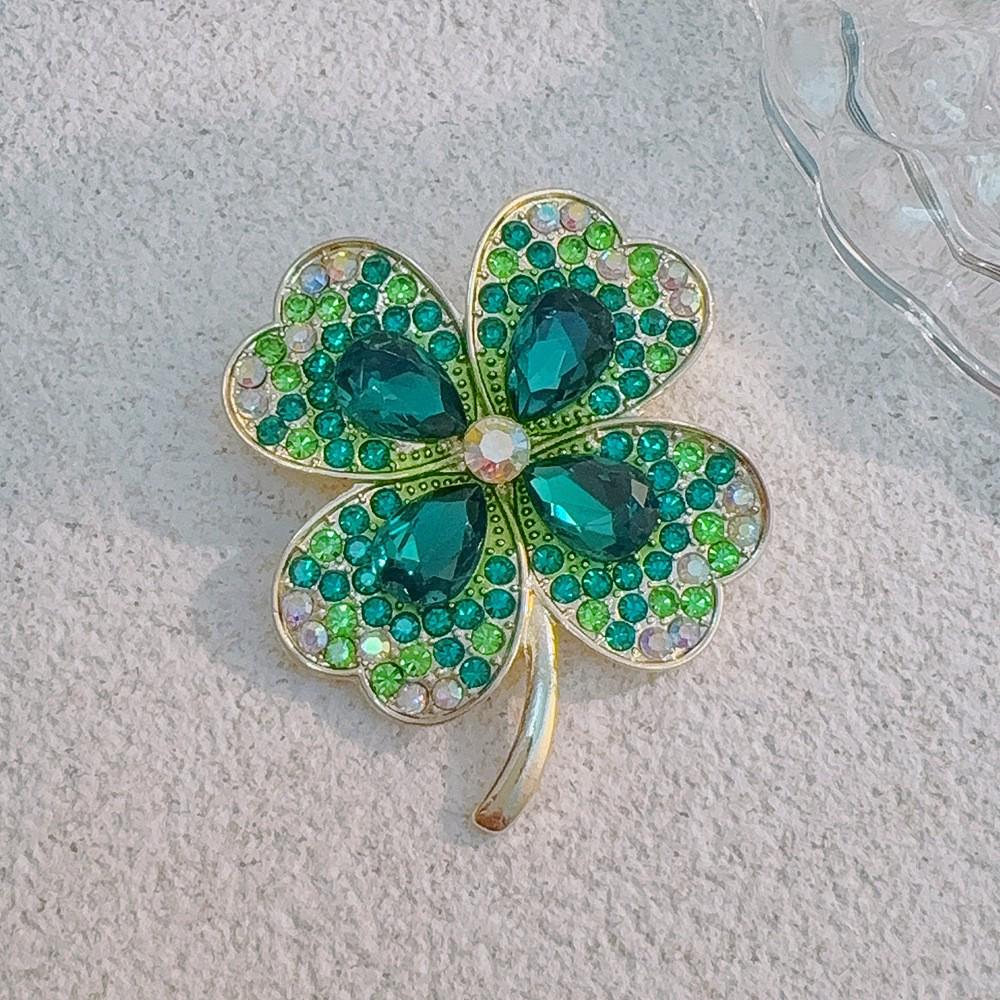 High-End Pearl & Rhinestone Butterfly Brooch for Women's Fashion Suits and Scarves