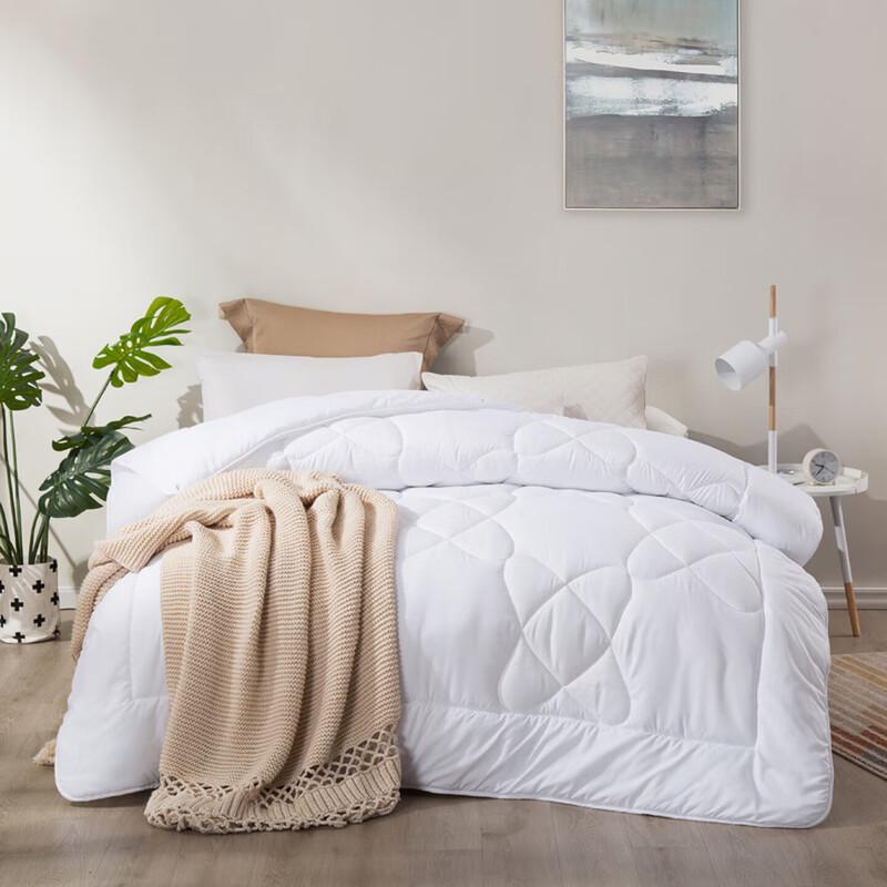 LOVO Four-Season Anti-Mite Single-Hole Fiber Quilt
