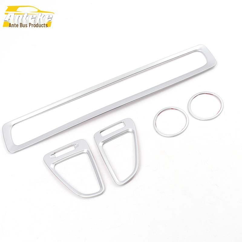 

XRV Air Outlet Decorative Frame: Electroplated Cold Air Sequin Sticker for Car Accessories