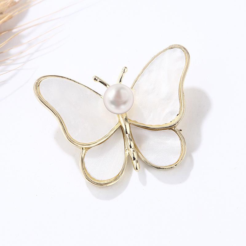 Original Flamingo Butterfly Bee Natural Freshwater Pearl Brooch Accessory Transparent Gift Box