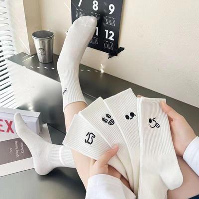 5 זוגות גרביים מגניבים לבנות סט גרביים חמודים מצחיקים לבנות דמות מצוירת אישה סתיו חורף ילדה נשית קוואי ספורט גרביים קצרים לנשים