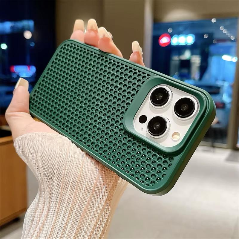 Luxury Heat Dissipation Breathable Mesh Phone Case For iPhone 16 15 14 Plus 13 12 11 Pro Max Shockproof Soft Bumper Hard Cover