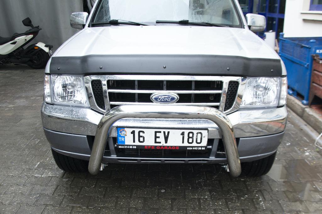 Дефлектор капота EuroCap для Ford Ranger 2002-2006 гг