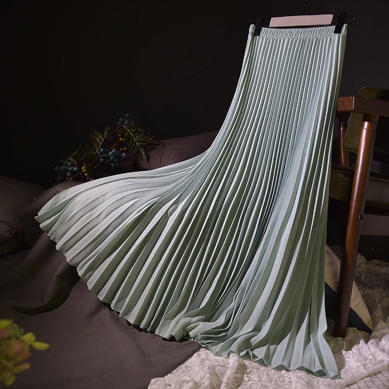 Bílá plisovaná midi sukně z šifonu s vysokým pasem - Délka ke kotníkům a zeštíhlující design