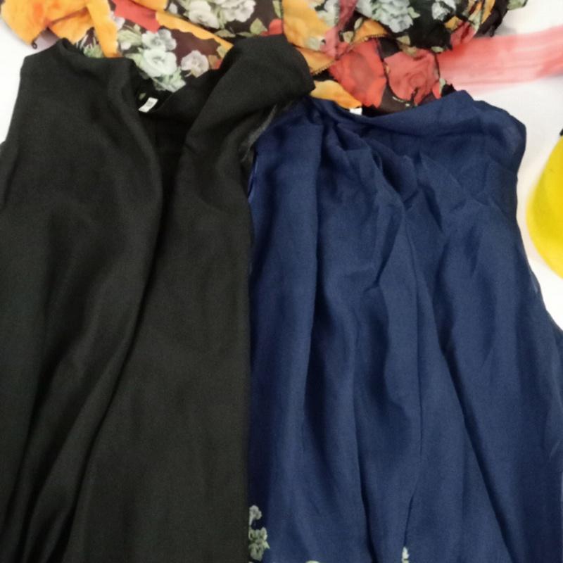 Modisches Sommerkleid in Übergröße für Damen, ärmellos, V-Ausschnitt, bedruckt, für mühelose Eleganz, Premium-Qualität