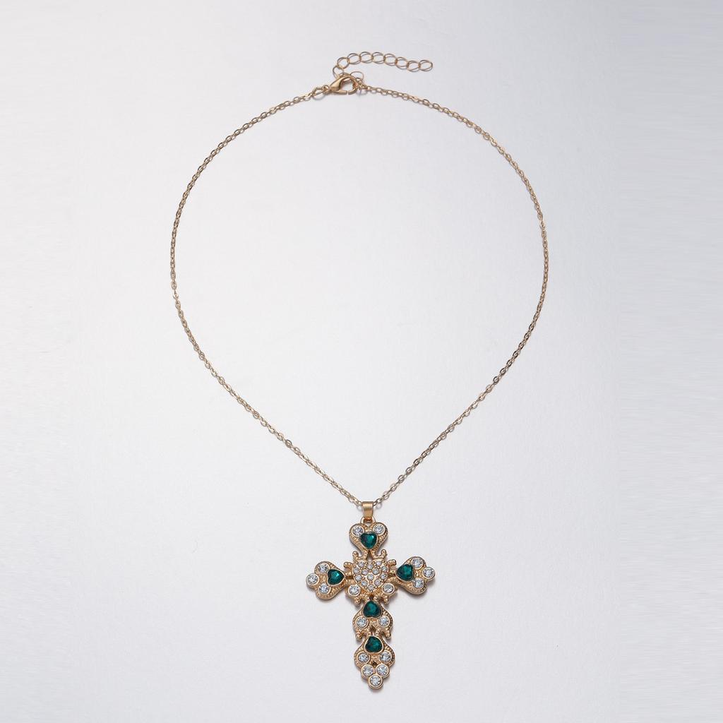 European and American Jewelry, Simple Ins Cross Pendant Necklace, Personalized Niche Design Sense, Diamond-encrusted Collarbone Chain for Women