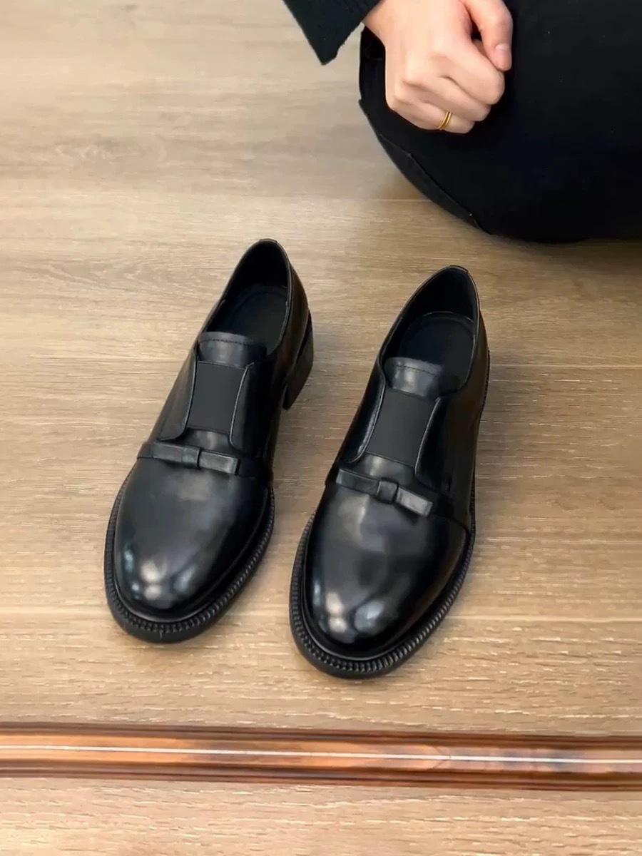 

Французские ретро лоферы с бантом на толстом каблуке и круглым носком, женские, весна-осень 2025, новая универсальная маленькая кожаная обувь, туфли 40 чёрный