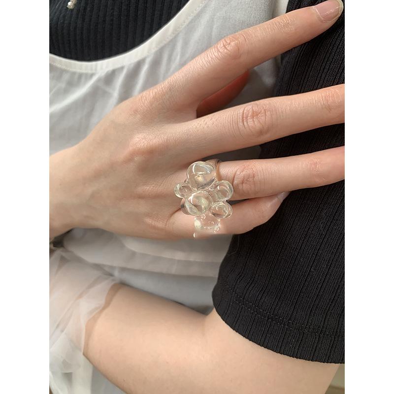 

Необычное круглое кольцо из смолы, простое нишевое кольцо на указательный палец, универсальное модное и высококлассное ювелирное изделие для женщин