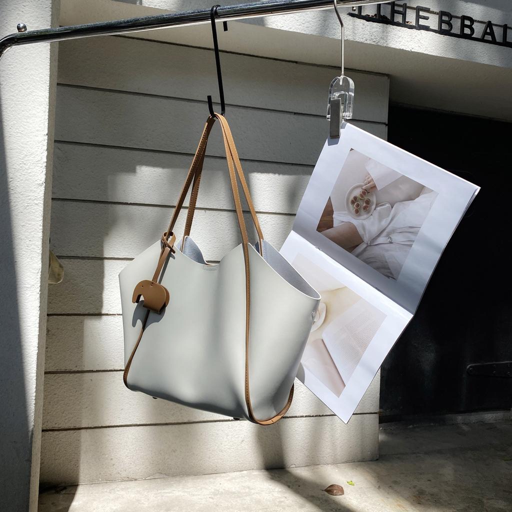 Genuine Leather Large Capacity Cowhide Shoulder Bag 2025 Fashion High-end Sense Simple Faux Leather Single Shoulder Casual Shoulder Bag