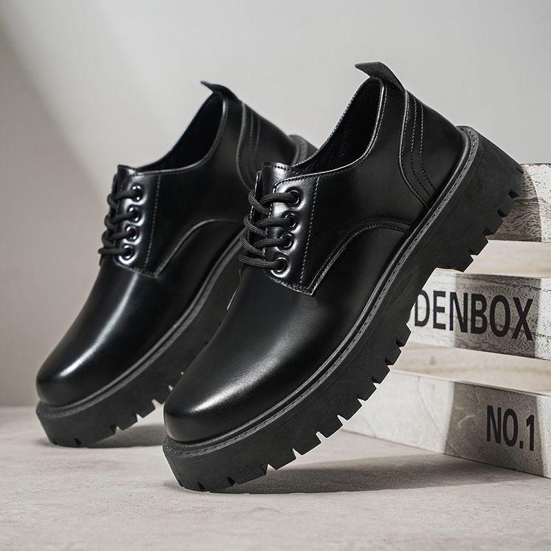 Chaussures en cuir noir pour hommes avec rehausse de 6 cm: Imperméable, Semelle Épaisse, Déodorant, Style Board Décontracté pour l'Automne.