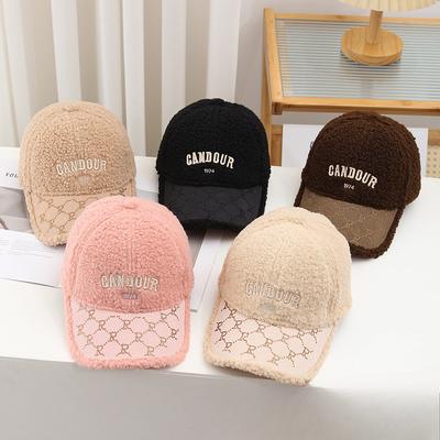 Şapkalar – Şapkalar ve beyzbol kepleri