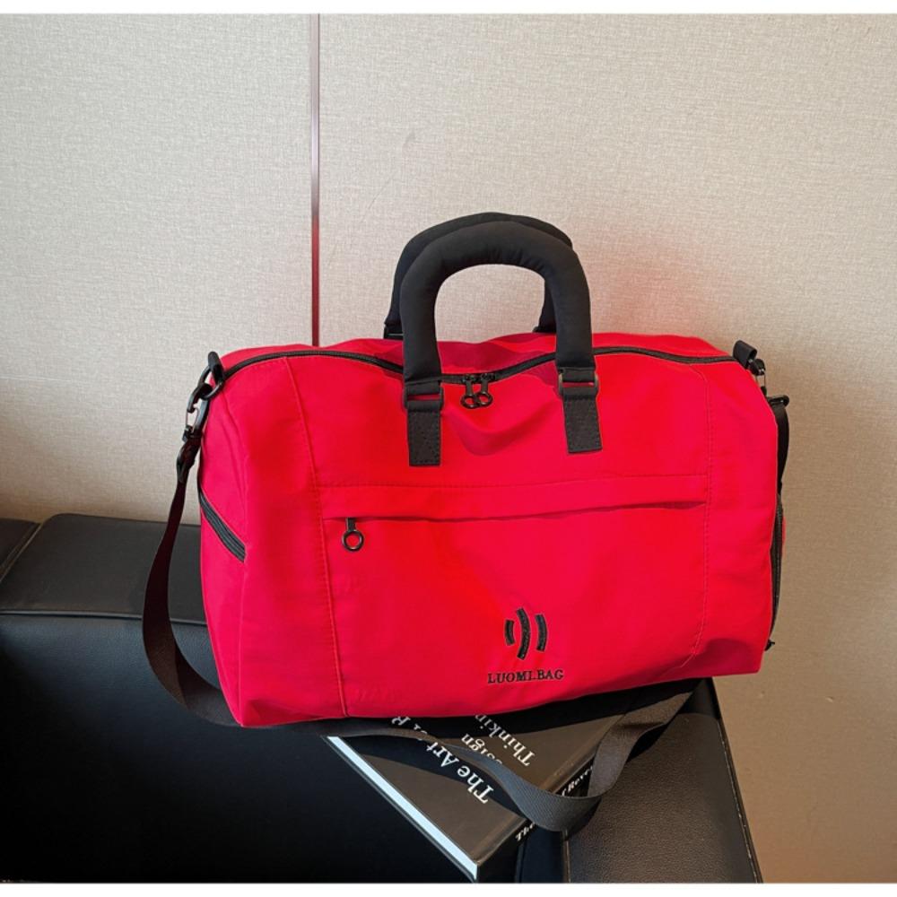 Short trip bag women's new fashion portable fitness bag large capacity wet and dry separation lightweight sports bag maternity bag