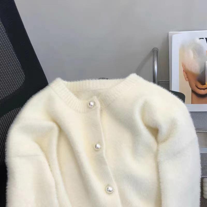 Simple O-neck Single-breasted Imitation Mink Velvet Knitted Sweater Casual Loose Soft Pearl Buttons Cardigan Women